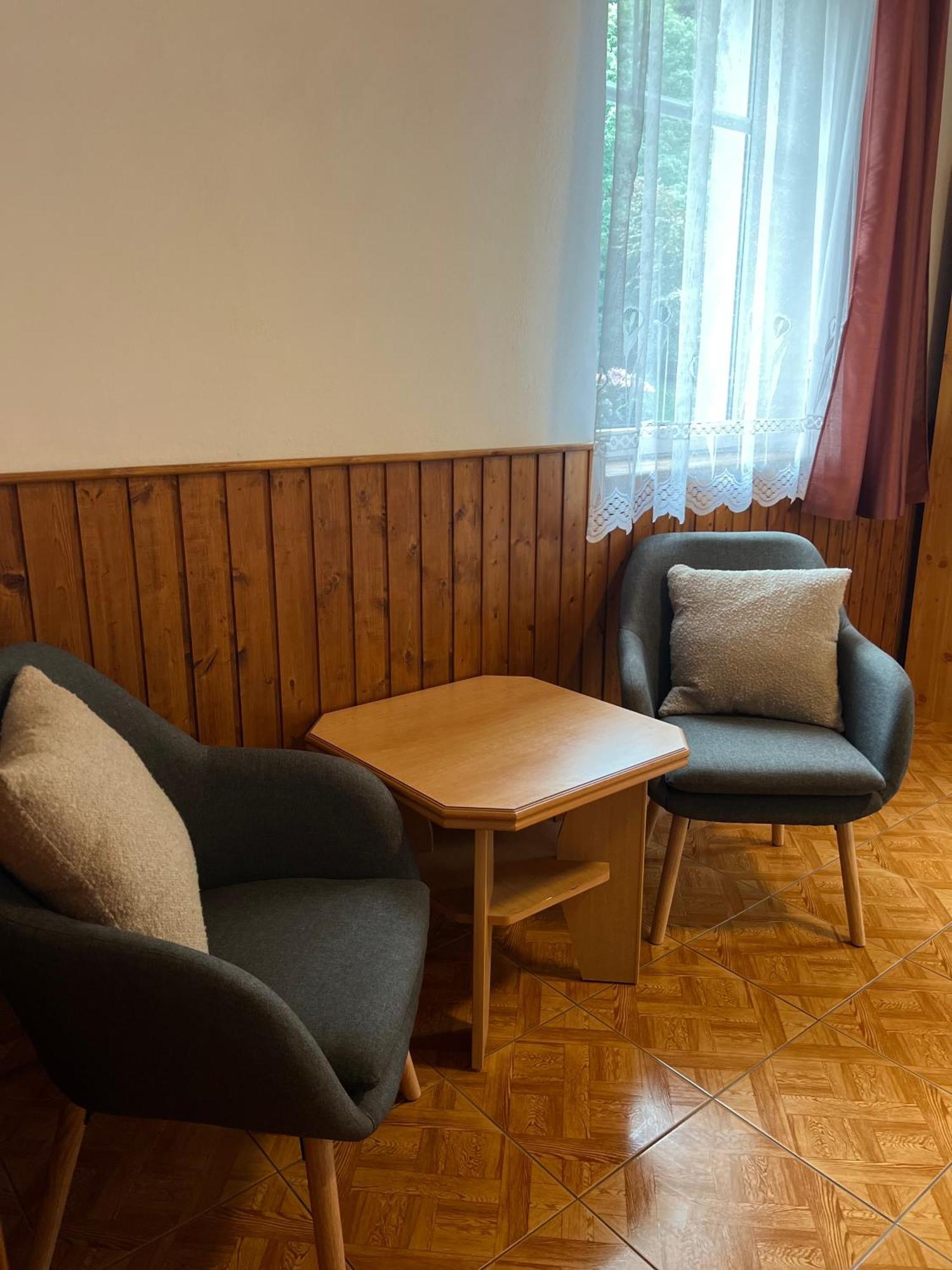 Hrensko 27 Apartmany Exterior foto