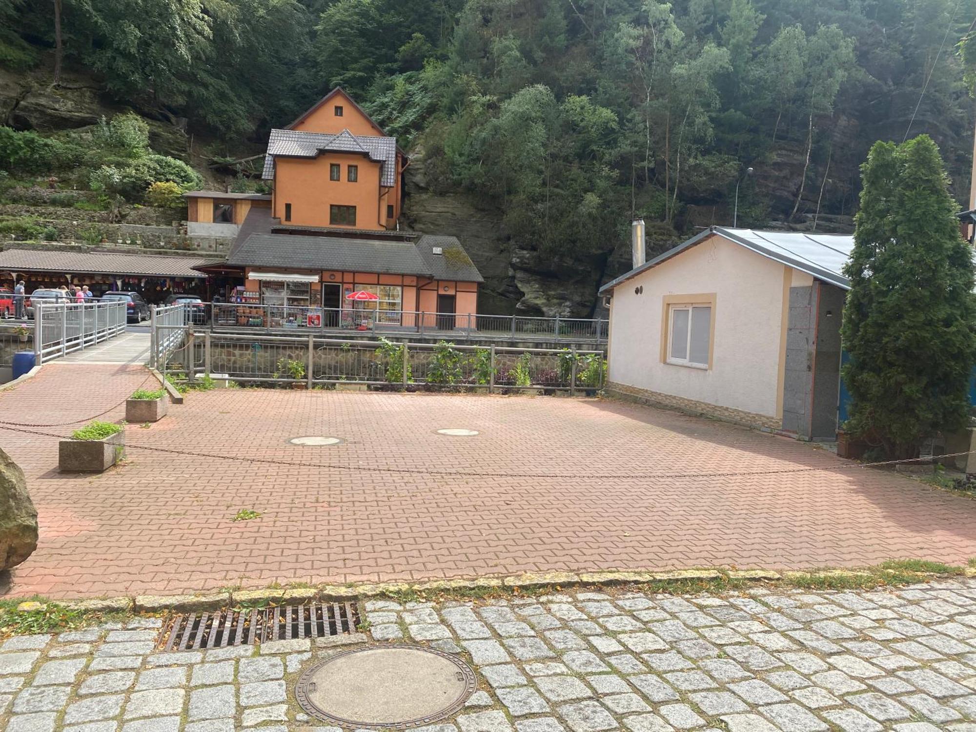 Hrensko 27 Apartmany Exterior foto